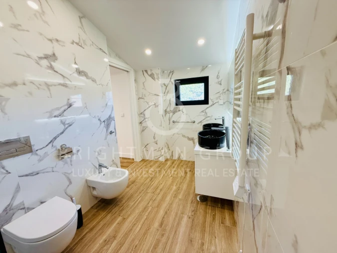 Moradia T4 para Venda em Almargem do Bispo, Pêro Pinheiro e Montelavar Foto 42