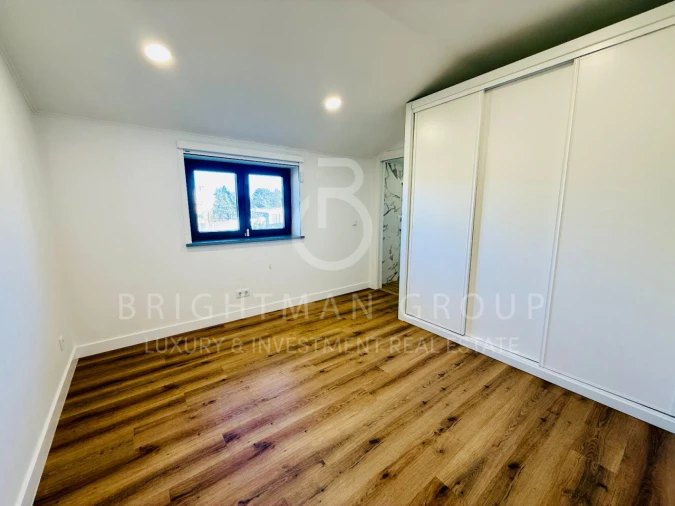 Moradia T4 para Venda em Almargem do Bispo, Pêro Pinheiro e Montelavar Foto 33