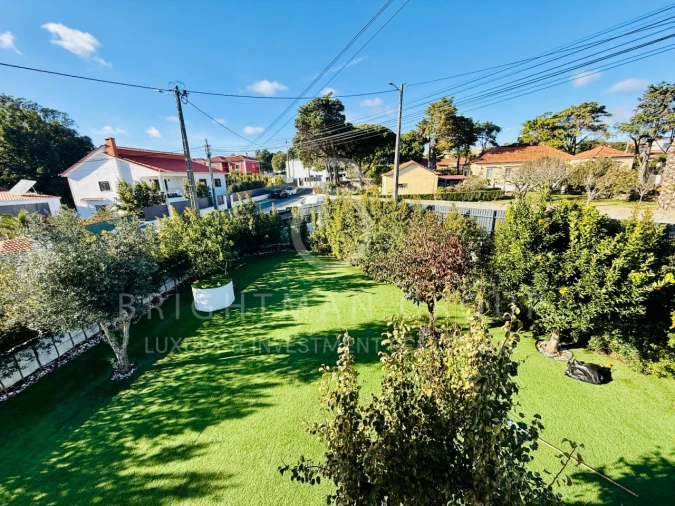 Moradia T4 para Venda em Almargem do Bispo, Pêro Pinheiro e Montelavar Foto 3