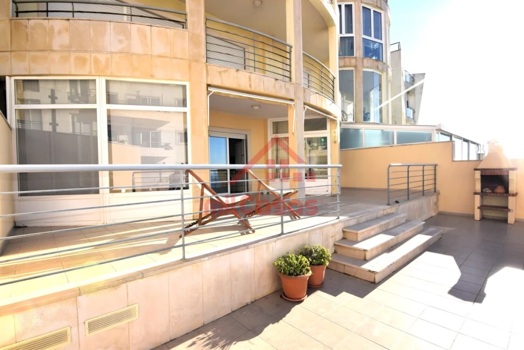 Apartamento T1 para Arrendamento em Ericeira Foto 12