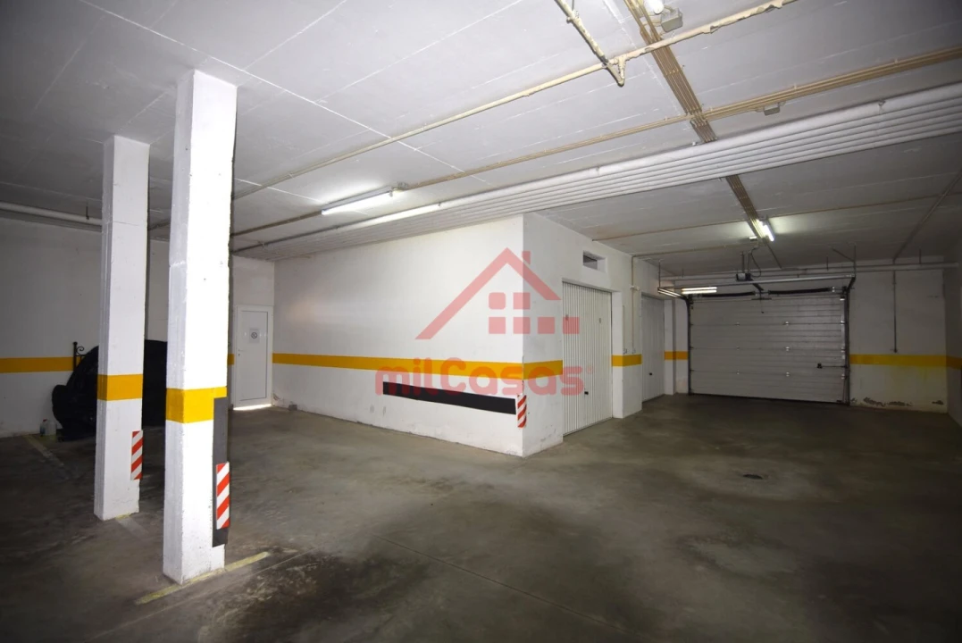 Apartamento T1 para Arrendamento em Ericeira Foto 15