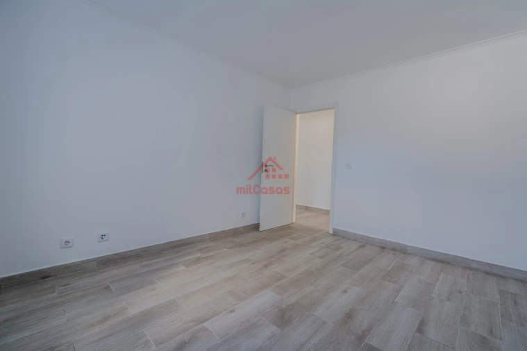 Moradia T2 para Venda em Mafra Foto 26