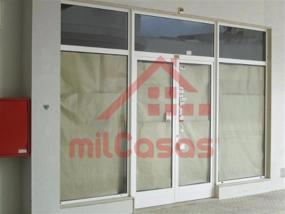 Loja para Venda em Santa Maria, São Pedro e Matacães Foto 4