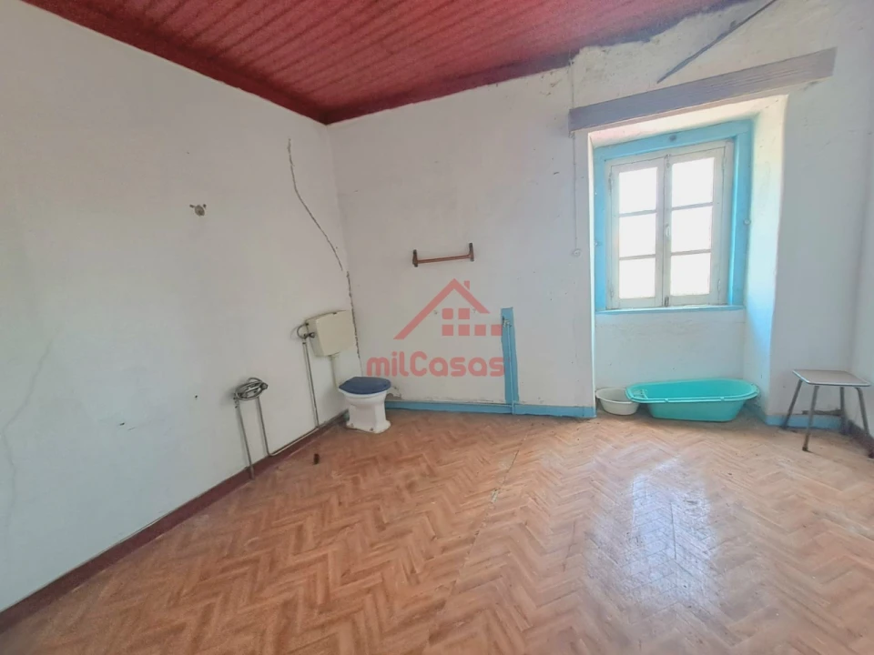 Prédio para Venda em Ramalhal Foto 4