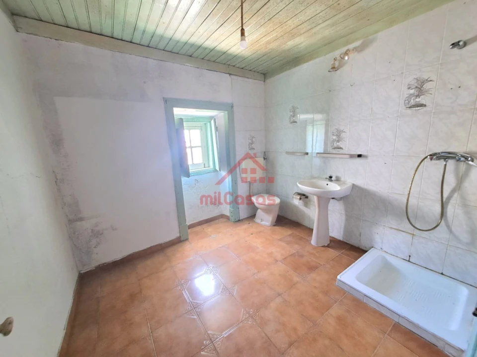 Prédio para Venda em Ramalhal Foto 12