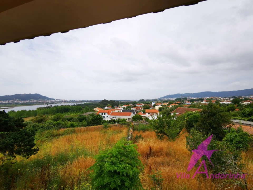 Moradia T2 para Venda em Santa Marta de Portuzelo Foto 23