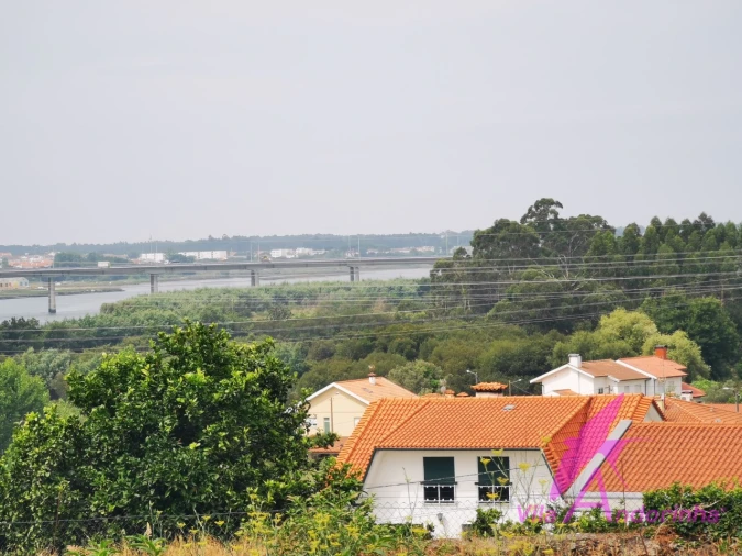 Moradia T2 para Venda em Santa Marta de Portuzelo Foto 24