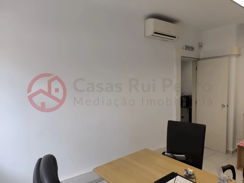 Apartamento T2 para Venda em Estrela Foto 15