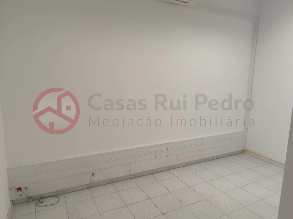 Apartamento T2 para Venda em Estrela Foto 26