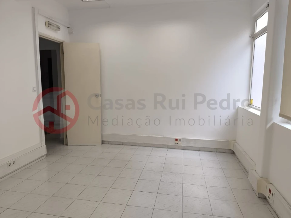 Apartamento T2 para Venda em Estrela Foto 36
