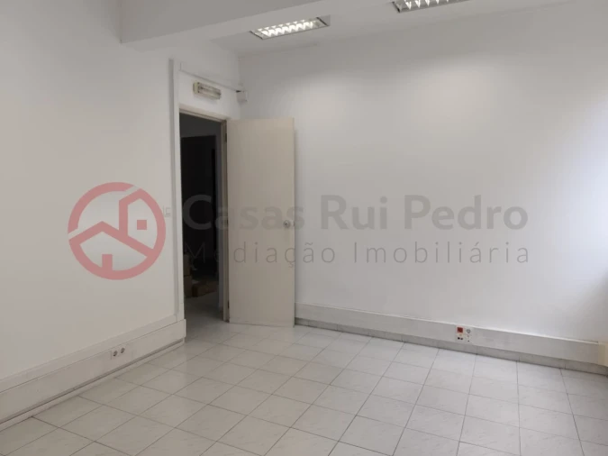 Apartamento T2 para Venda em Estrela Foto 35