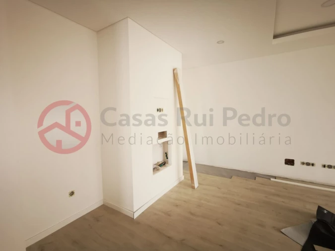 Moradia T3 para Venda em Fernao Ferro Foto 11