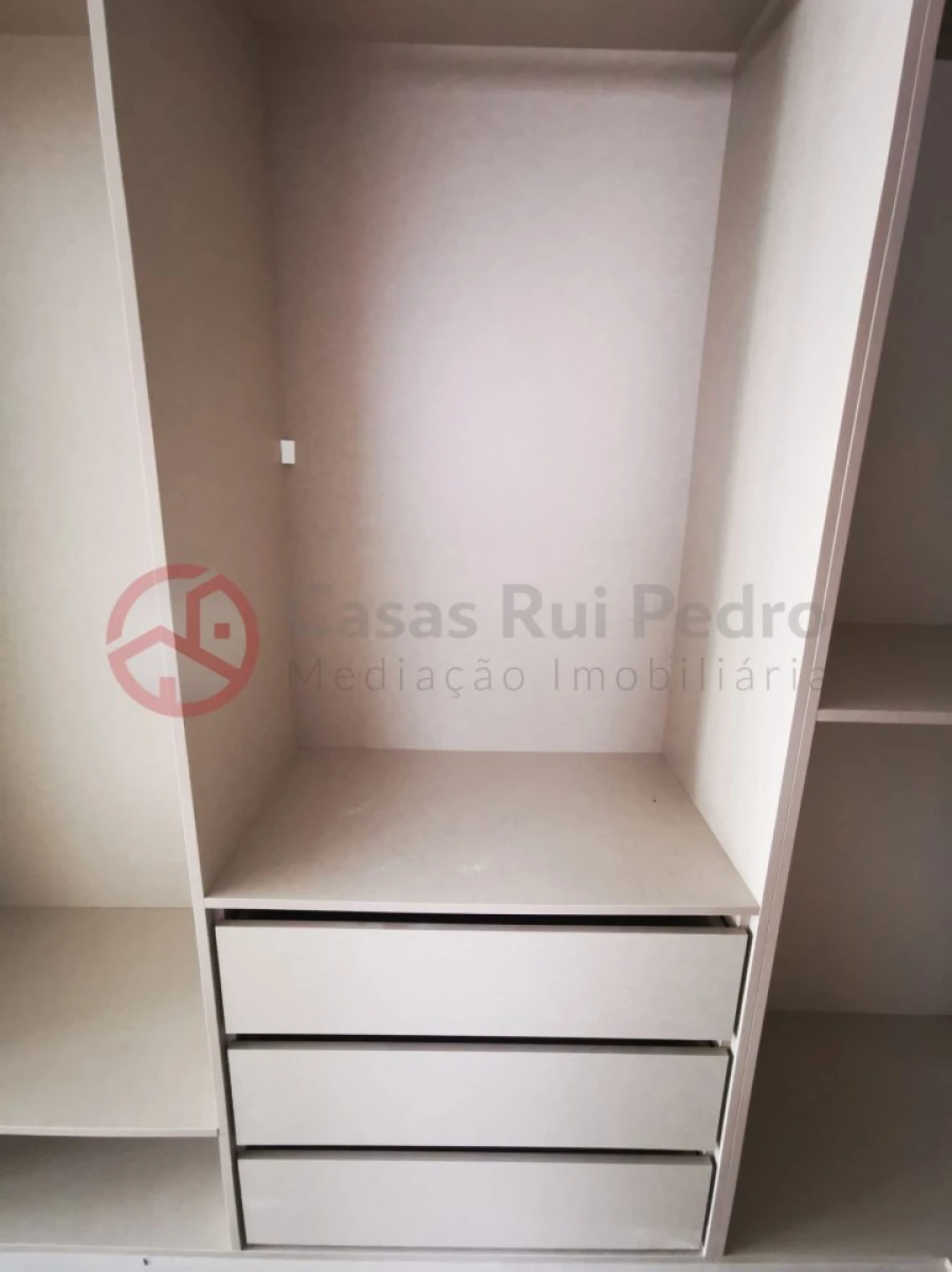 Moradia T3 para Venda em Fernao Ferro Foto 15