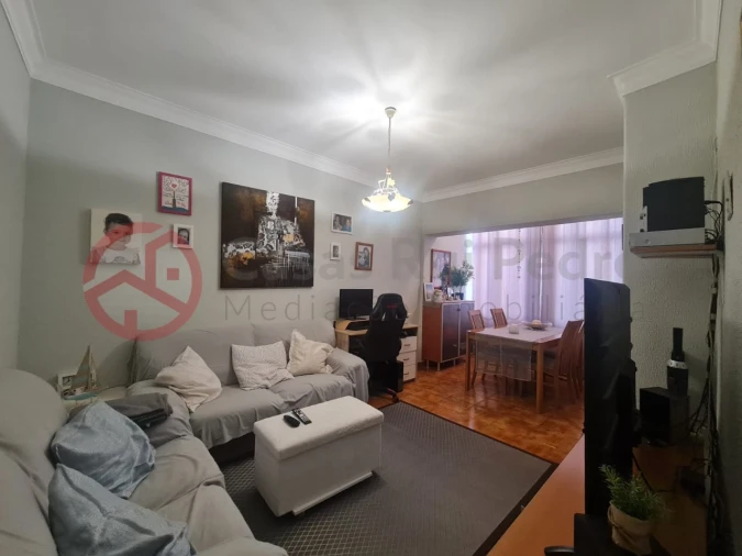 Apartamento T3 para Venda em Seixal, Arrentela e Aldeia de Paio Pires Foto 1