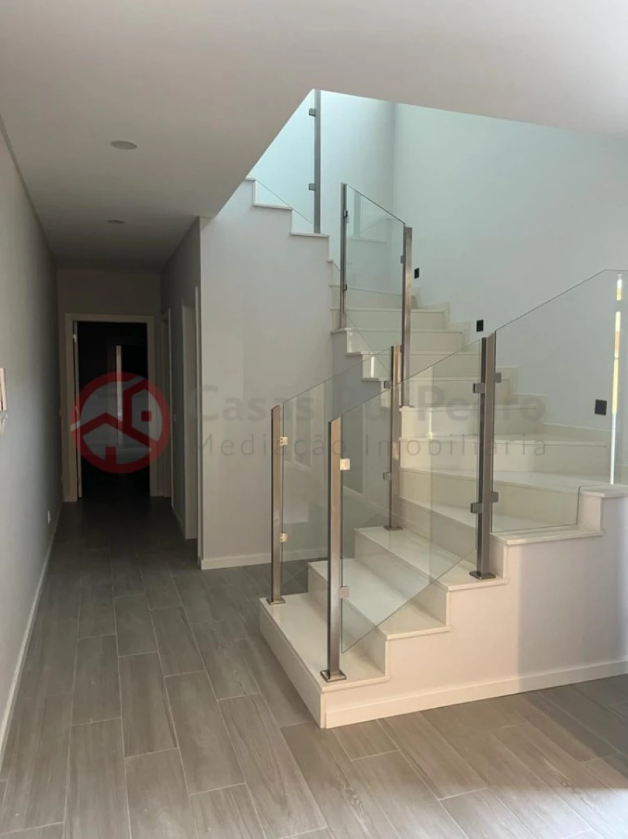 Moradia T3 para Venda em Fernao Ferro Foto 5