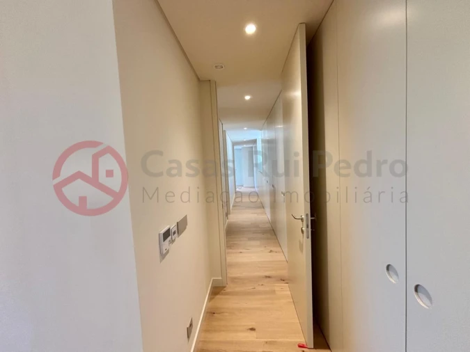 Moradia T5 para Venda em Oeiras e São Julião da Barra, Paço de Arcos e Caxias Foto 31