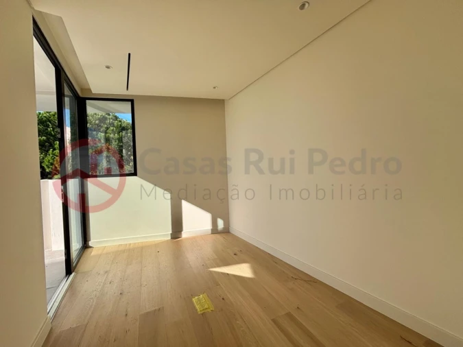 Moradia T5 para Venda em Oeiras e São Julião da Barra, Paço de Arcos e Caxias Foto 33