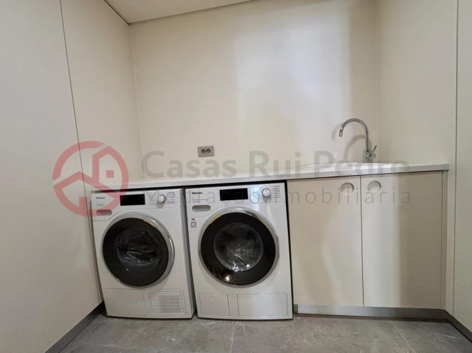 Moradia T5 para Venda em Oeiras e São Julião da Barra, Paço de Arcos e Caxias Foto 38