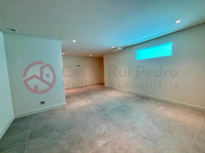 Moradia T5 para Venda em Oeiras e São Julião da Barra, Paço de Arcos e Caxias Foto 44