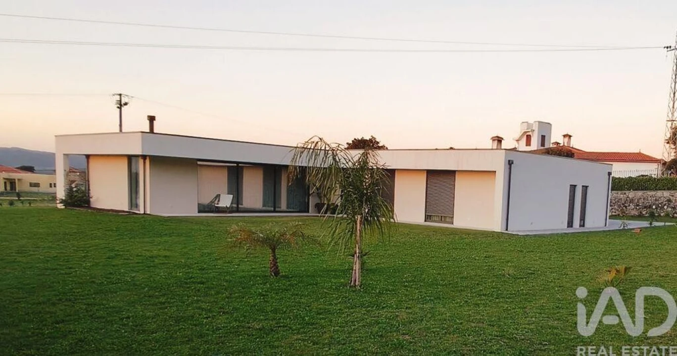 Moradia T3 para Venda em Reboreda e Nogueira Foto 2