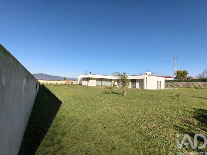 Moradia T3 para Venda em Reboreda e Nogueira Foto 23