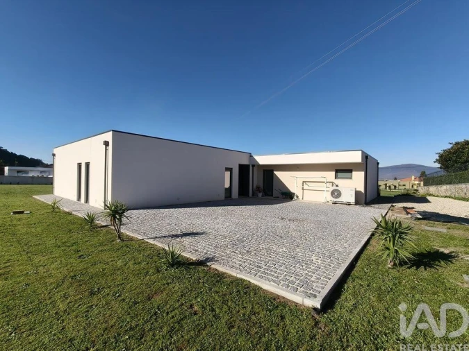 Moradia T3 para Venda em Reboreda e Nogueira Foto 39