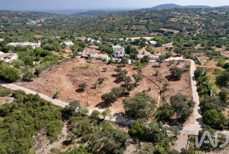 Terreno para Venda em Santa Barbara de Nexe Foto 15