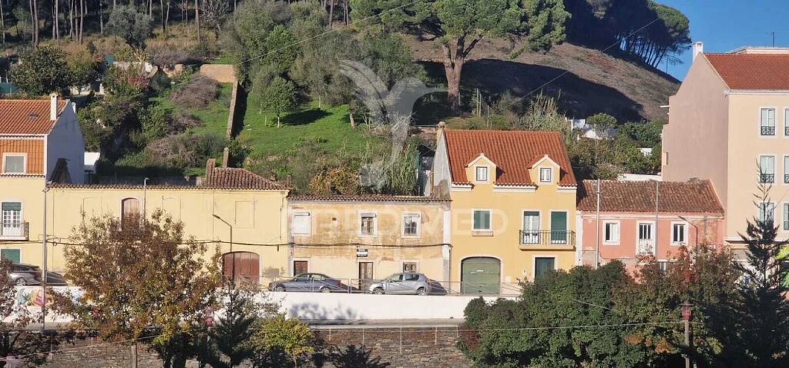 Terreno para Venda em São Francisco da Serra Foto 2