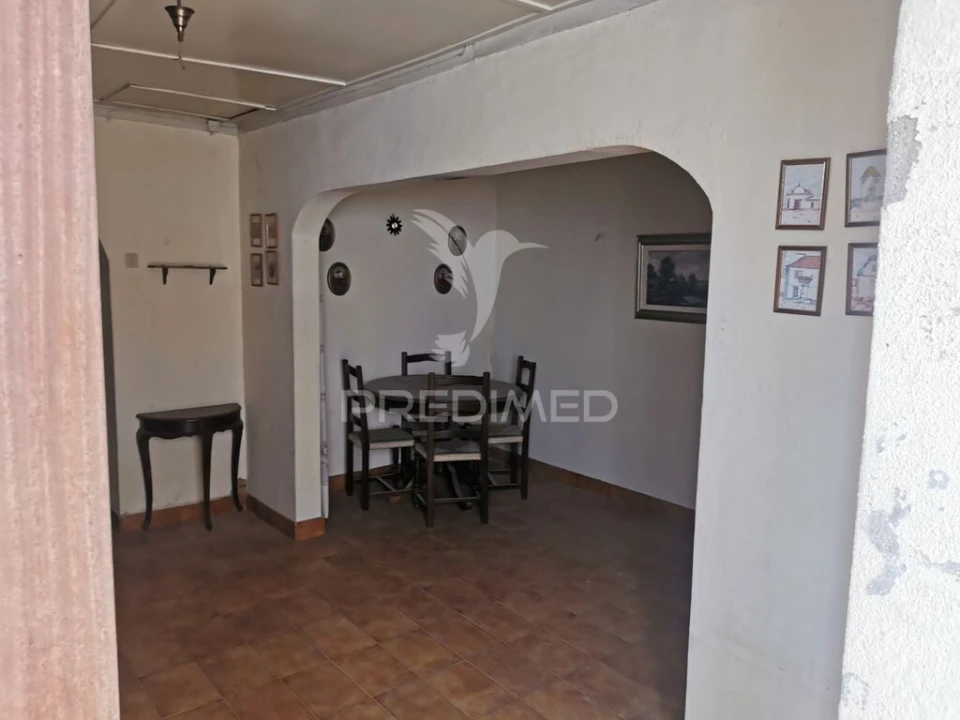 Moradia T2 para Venda em Vila Nova da Barquinha Foto 2