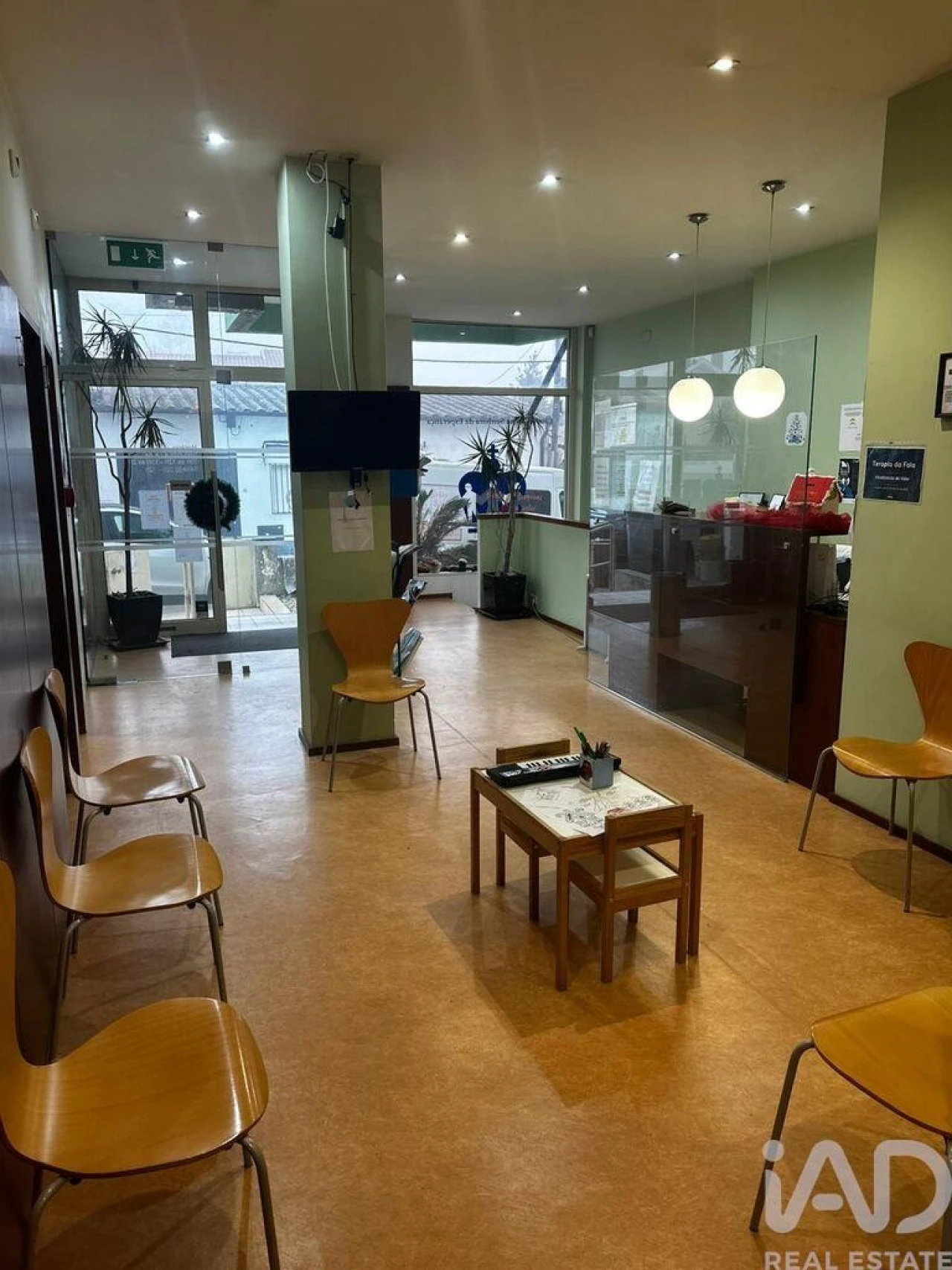 Loja para Venda em Pedroso e Seixezelo Foto 1