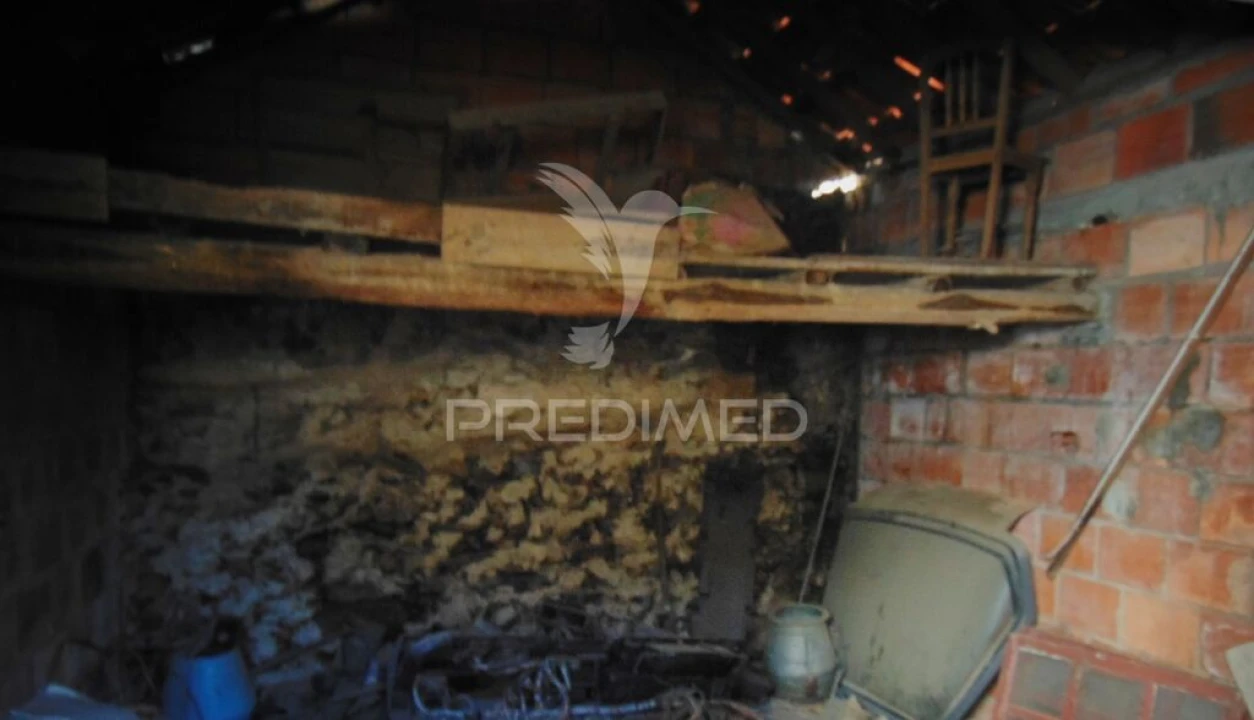 Moradia T7 para Venda em Abaças Foto 13