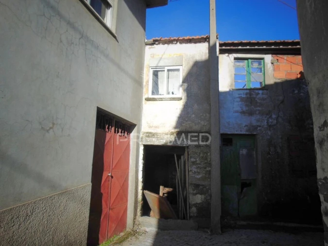 Moradia T7 para Venda em Abaças Foto 4