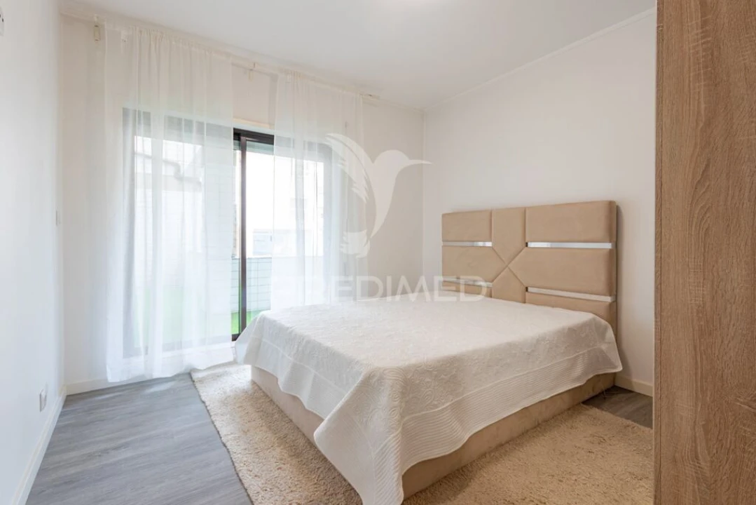 Apartamento T3 para Venda em Arcozelo Foto 6