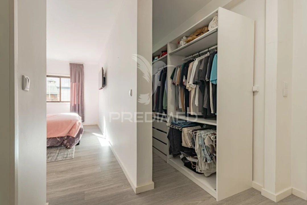 Apartamento T3 para Venda em Arcozelo Foto 10
