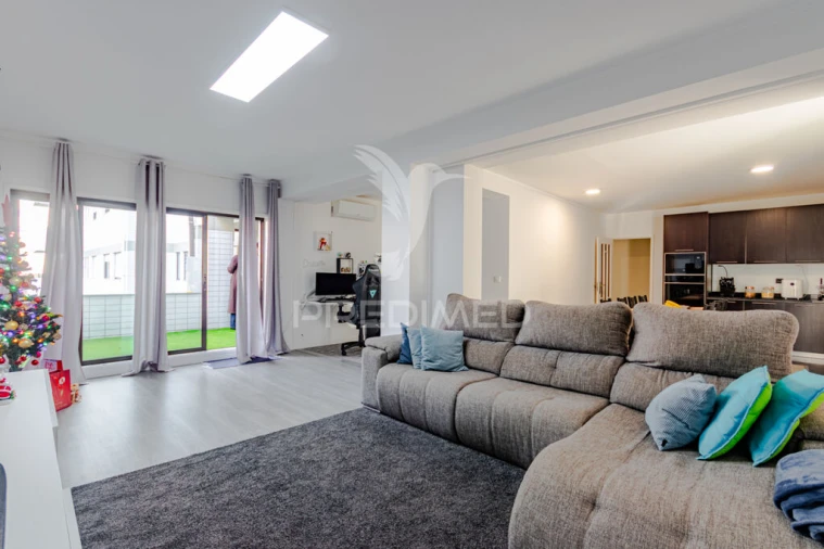 Apartamento T3 para Venda em Arcozelo