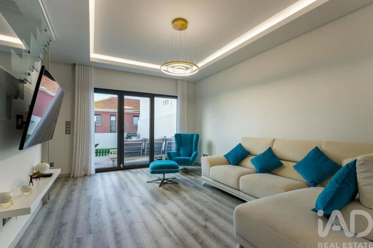 Moradia T3 para Venda em Beato Foto 4