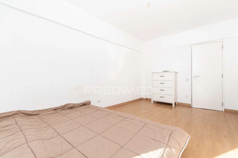 Apartamento T3 para Venda em Azambuja Foto 15
