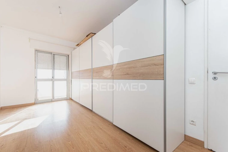 Apartamento T3 para Venda em Azambuja Foto 8