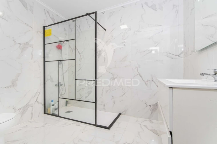 Apartamento T3 para Venda em Azambuja Foto 10