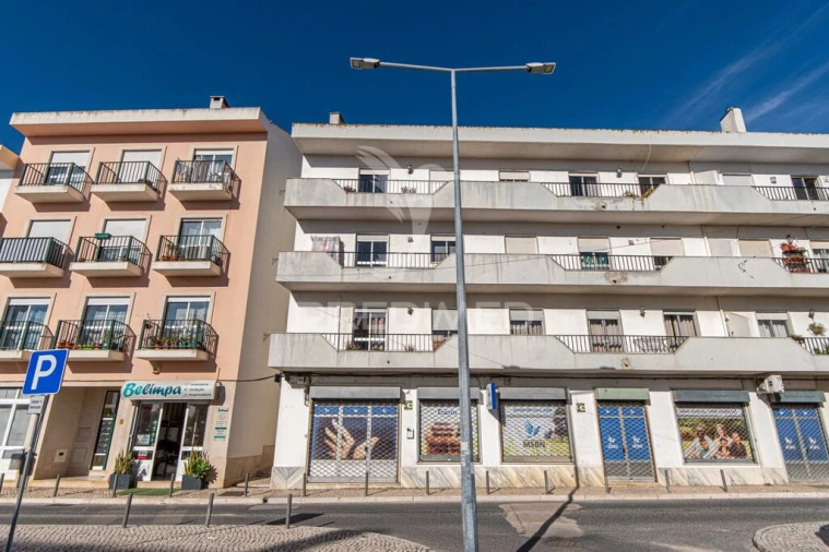 Apartamento T3 para Venda em Azambuja