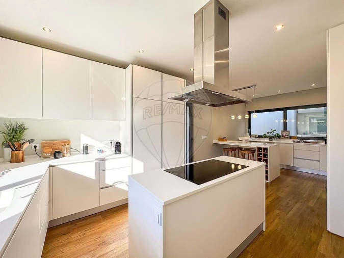 Moradia T4 para Arrendamento férias em Cascais e Estoril Foto 8