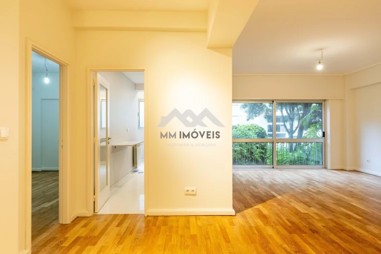 Apartamento T3 para Arrendamento em Cedofeita, Santo Ildefonso, Sé, Miragaia, São Nicolau e Vitória Foto 2