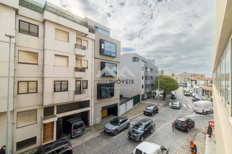 Apartamento T1 para Arrendamento em Lordelo do Ouro e Massarelos Foto 29