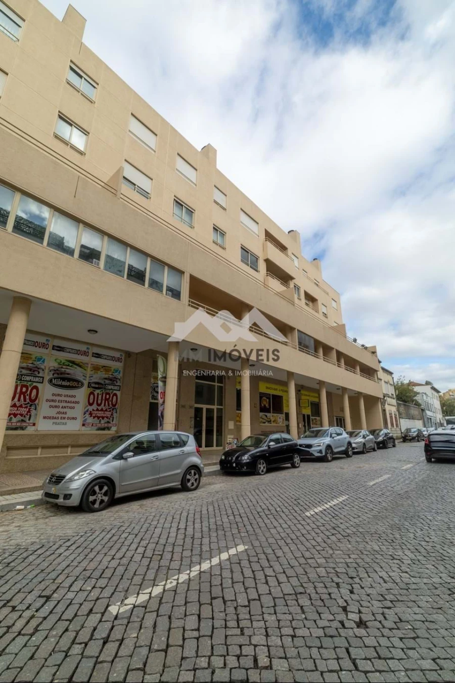 Apartamento T1 para Arrendamento em Lordelo do Ouro e Massarelos Foto 31