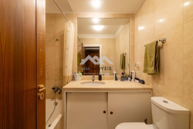 Apartamento T2 para Arrendamento em Cedofeita, Santo Ildefonso, Sé, Miragaia, São Nicolau e Vitória Foto 35