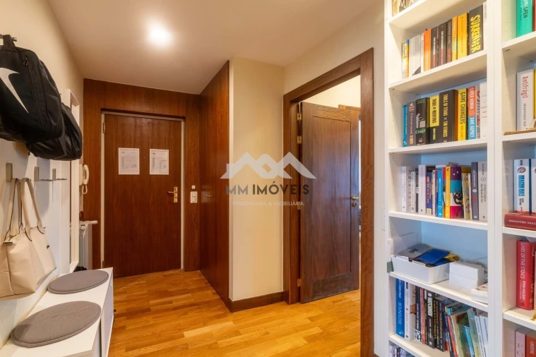 Apartamento T2 para Arrendamento em Cedofeita, Santo Ildefonso, Sé, Miragaia, São Nicolau e Vitória Foto 16