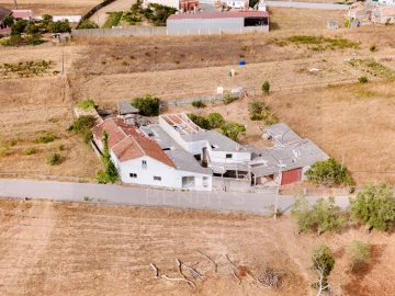 Moradia T3 para Venda em Monte Real e Carvide