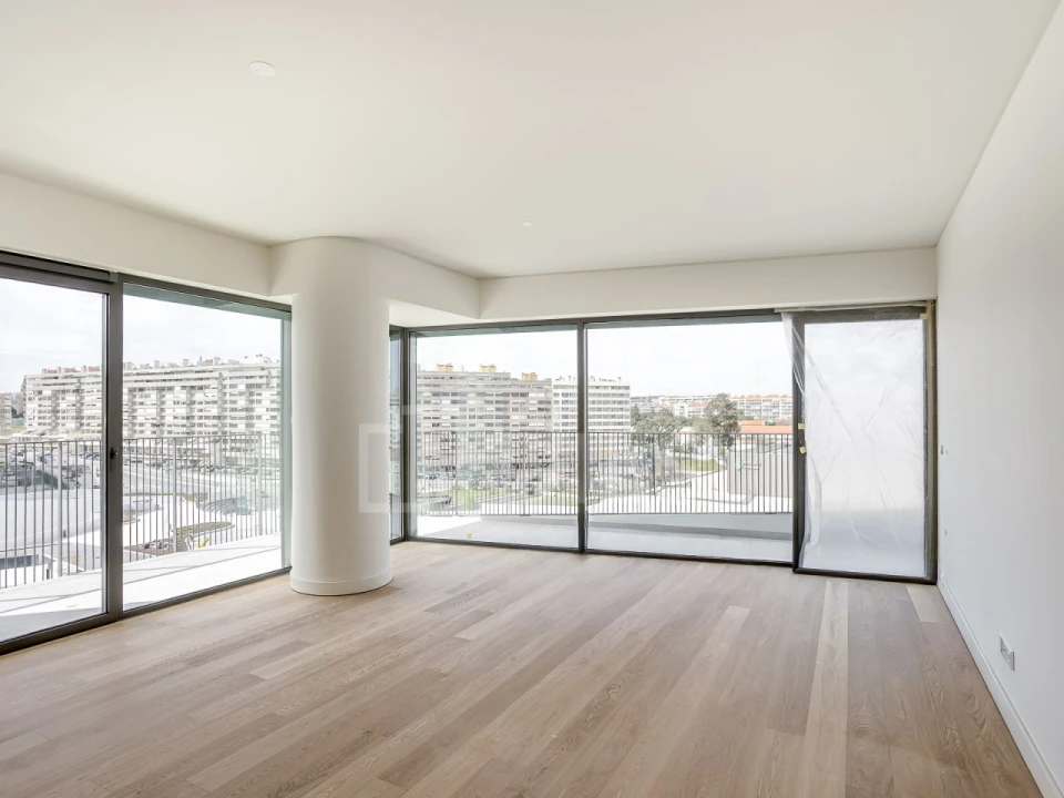 Apartamento T3 para Venda em Lumiar Foto 2