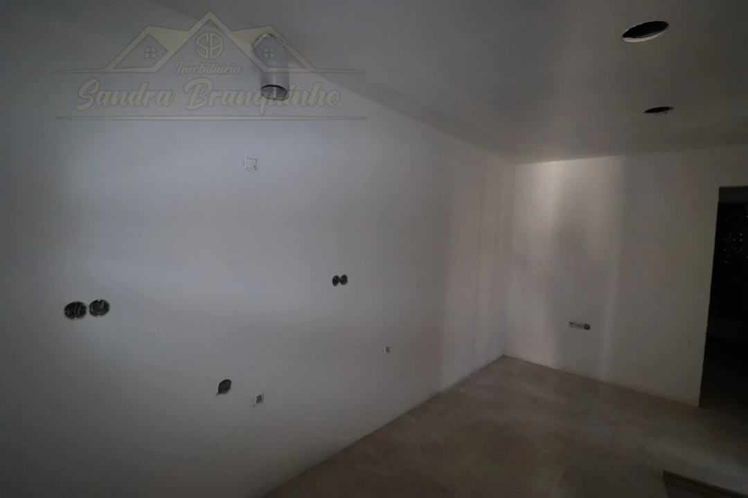 Moradia T3 para Venda em Ramalhal Foto 7