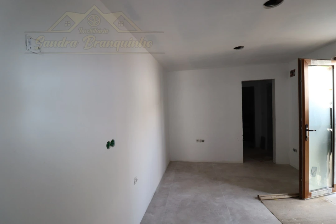 Moradia T3 para Venda em Ramalhal Foto 8